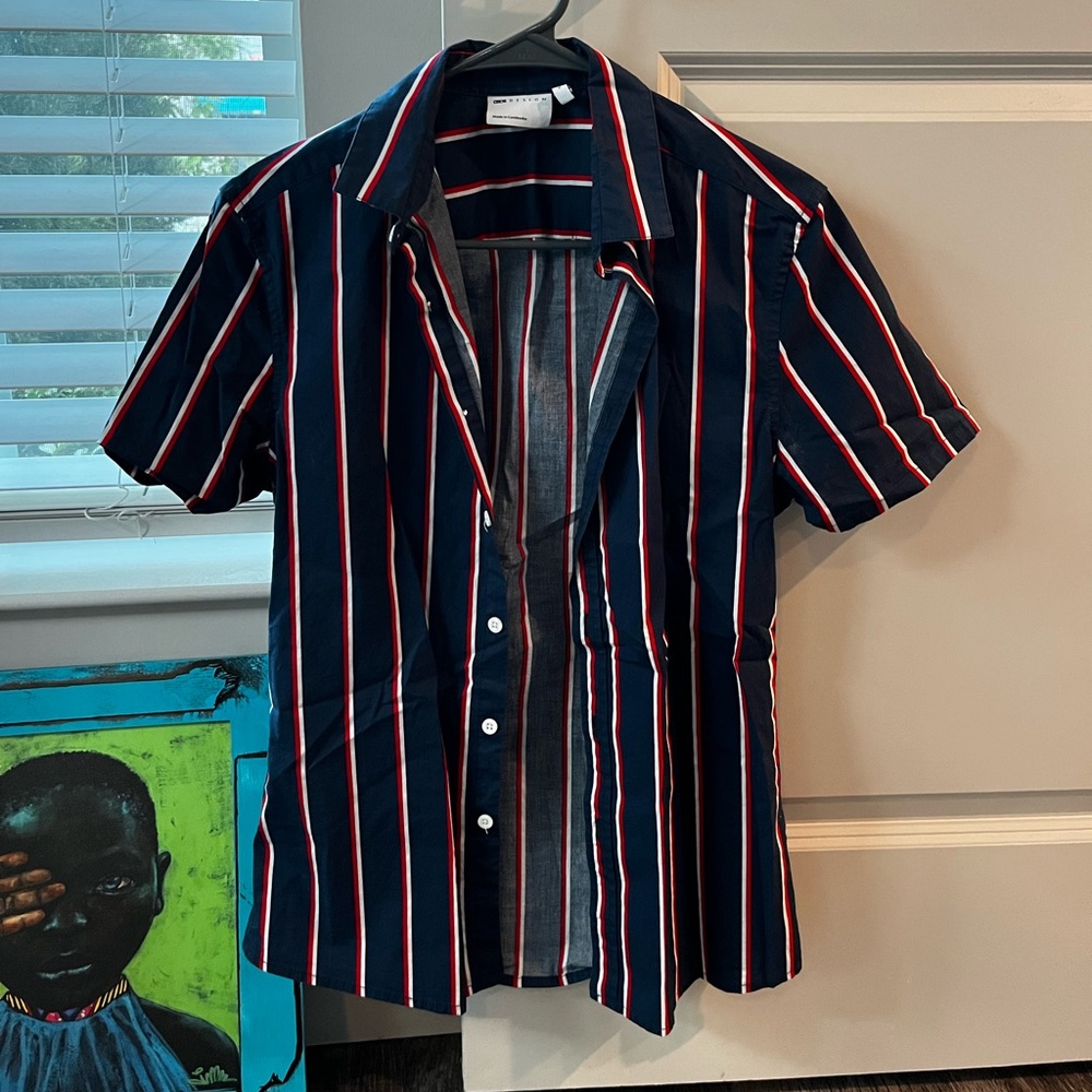 Slim fit short sleeved button down